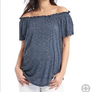 Gap Maternity navy off shoulder top EUC, S